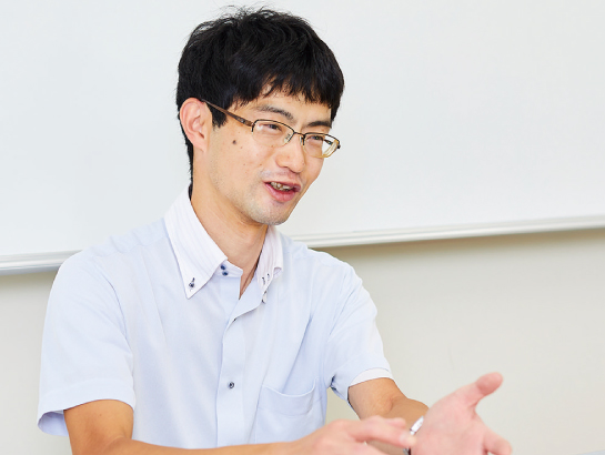 兵庫県立尼崎小田高等学校 教諭 小山 卓也 氏