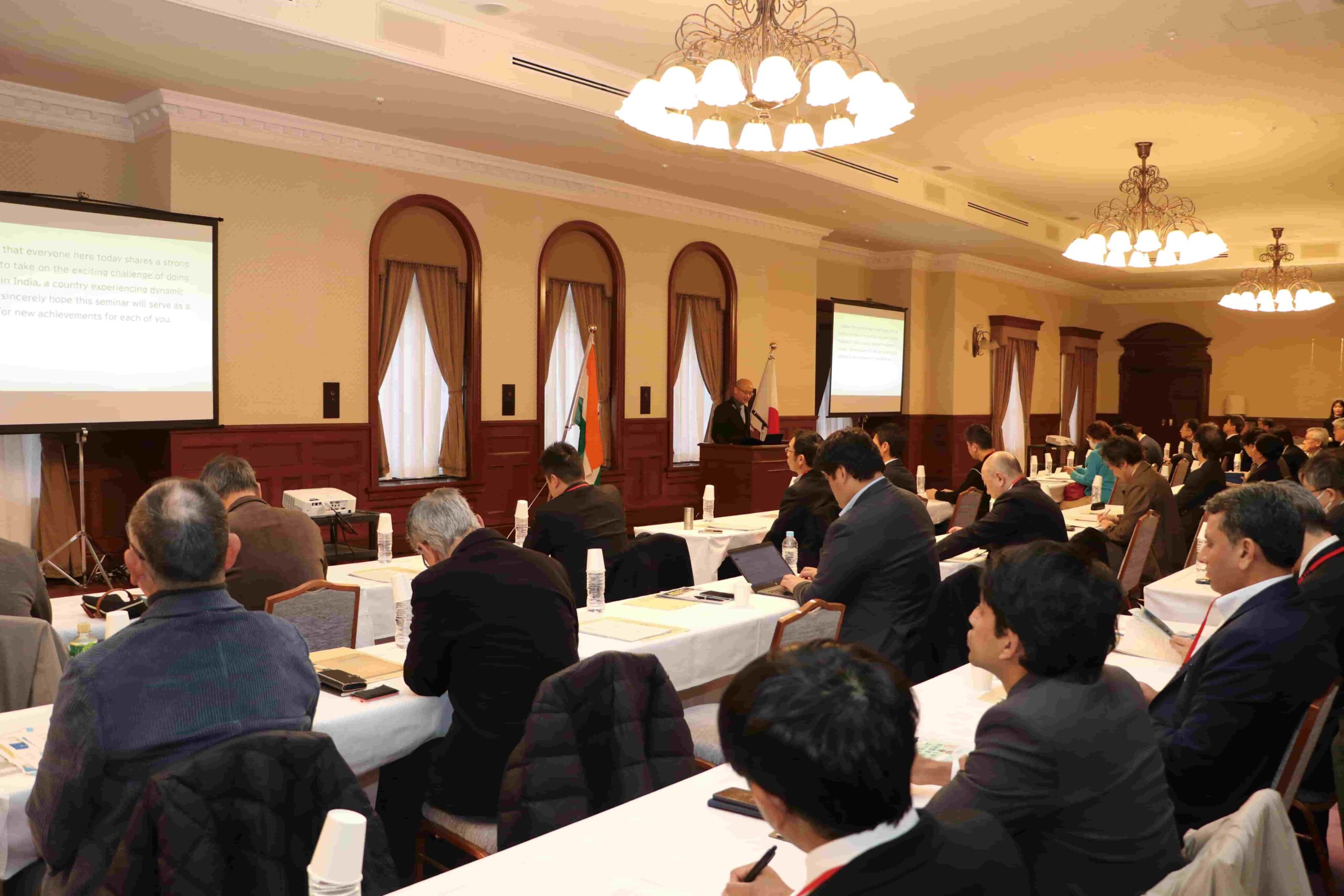 約60名の方に参加いただいた「ひょうごインドビジネスセミナー」の様子