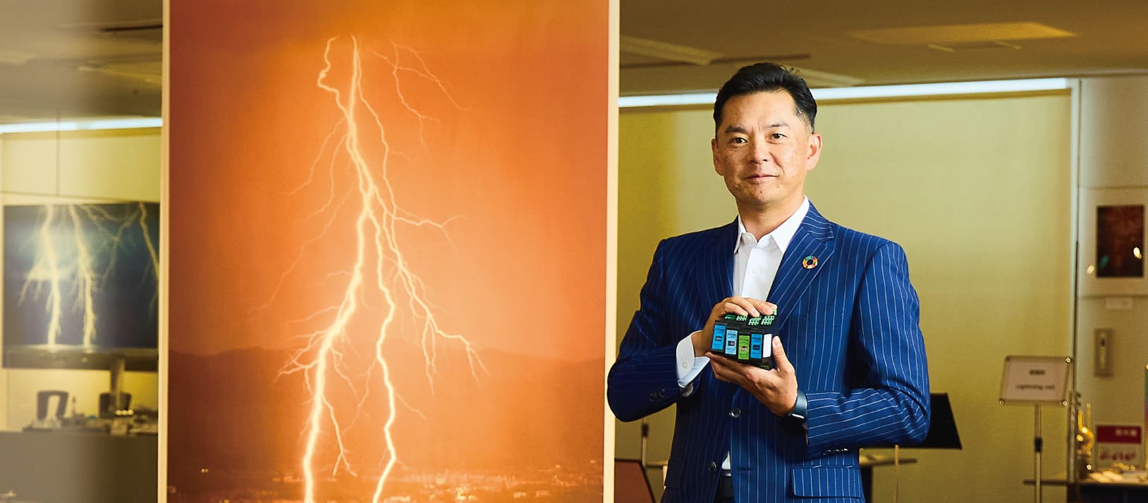 音羽電機工業株式会社 代表取締役社長吉田 厚 氏_pc